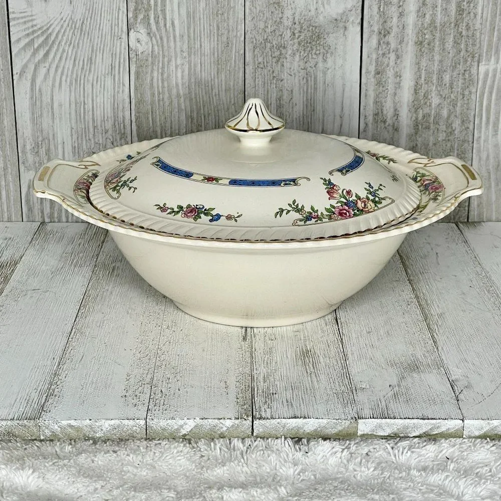 Vintage Round Covered Vegetable Eastbourne (Old English) by JOHNSON BROTHERS